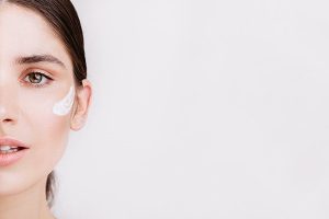 مراقبت پوستی چیست؟ + ۱۱ راه ساده برای داشتن پوست صاف